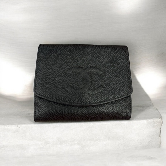 CHANEL Handbags - Chanel Bifold Caviar Snap Wallet